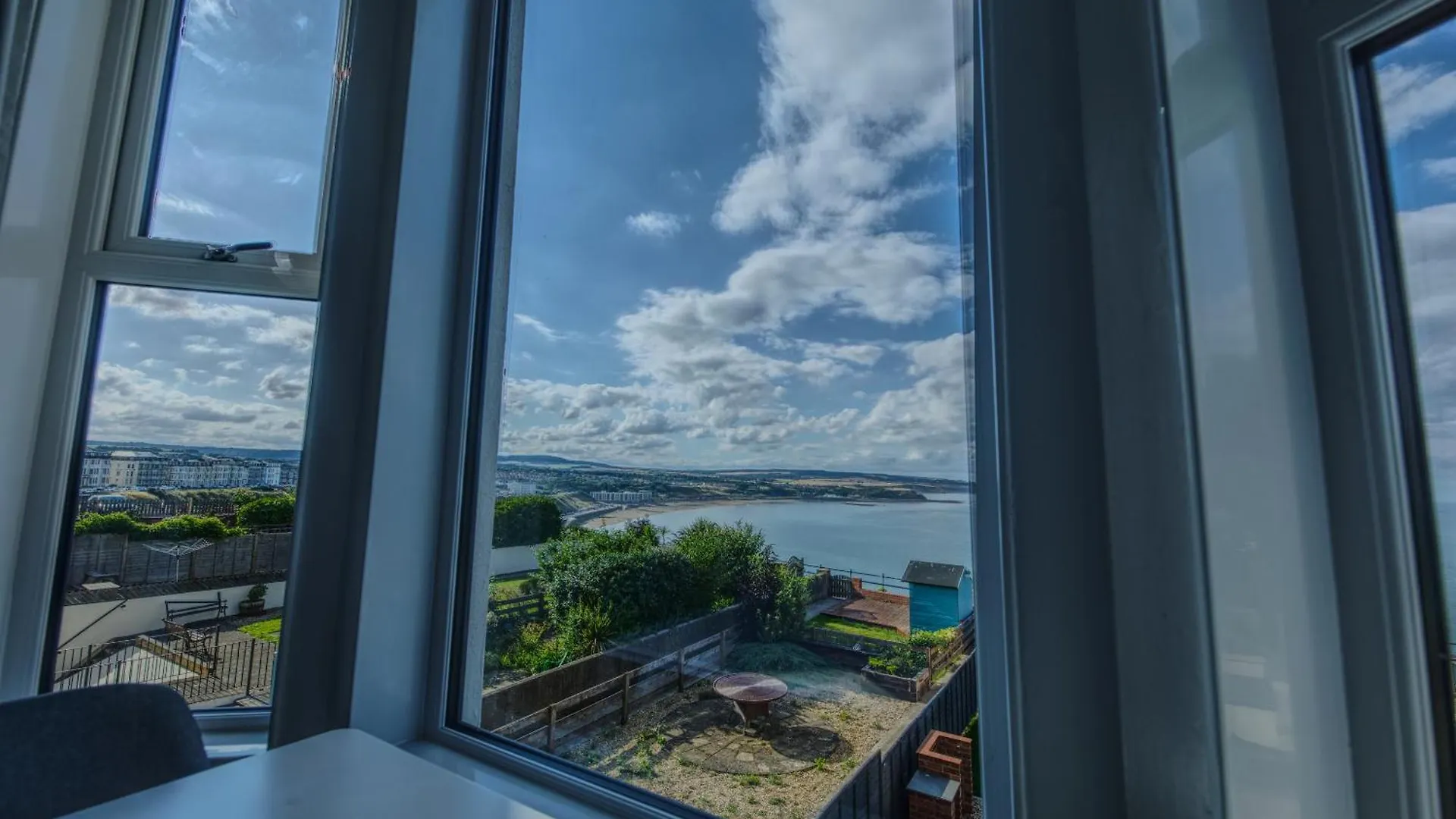 Bay View Holiday Apartments Scarborough